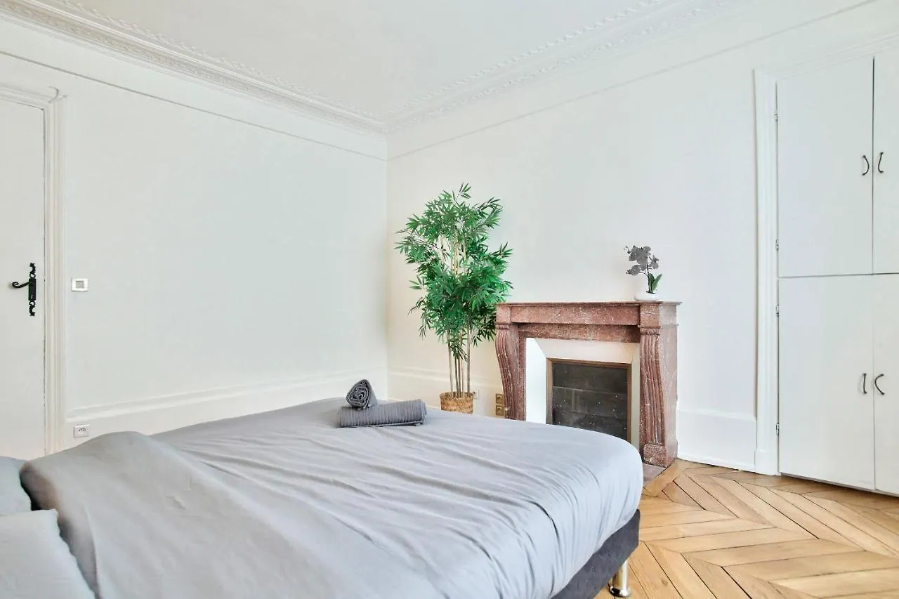 Appartement Quartier Saint Germain 1 Paris Apartment